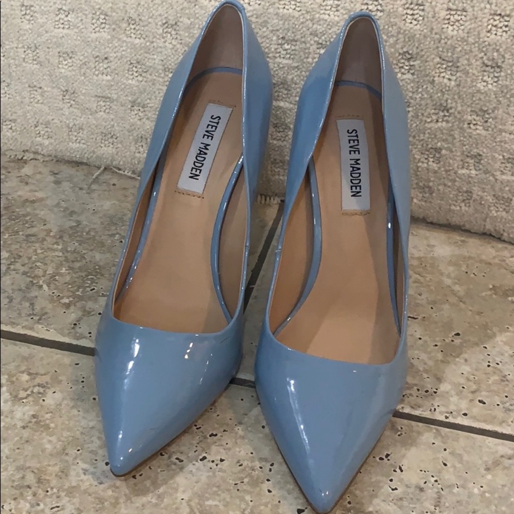 Steve Madden. Baby blue pumps size 8